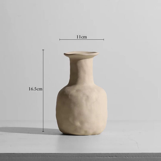 Blanc Minimalist Vase