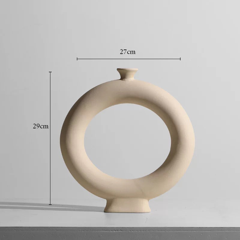 Blanc Minimalist Vase